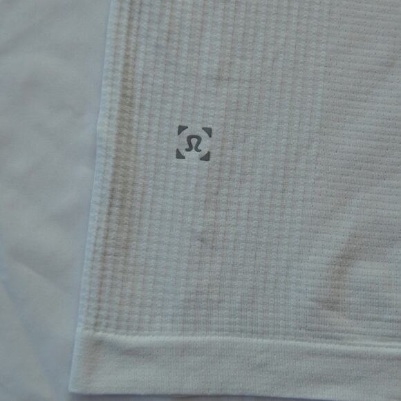 Lululemon Shirt White Medium - Picture 8 of 8